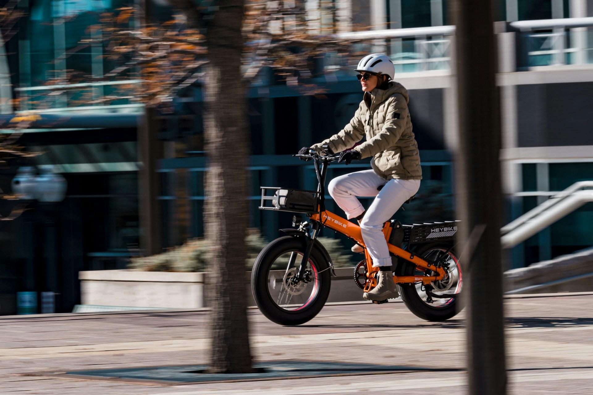 How E-Bikes Are Revolutionizing Urban Transportation