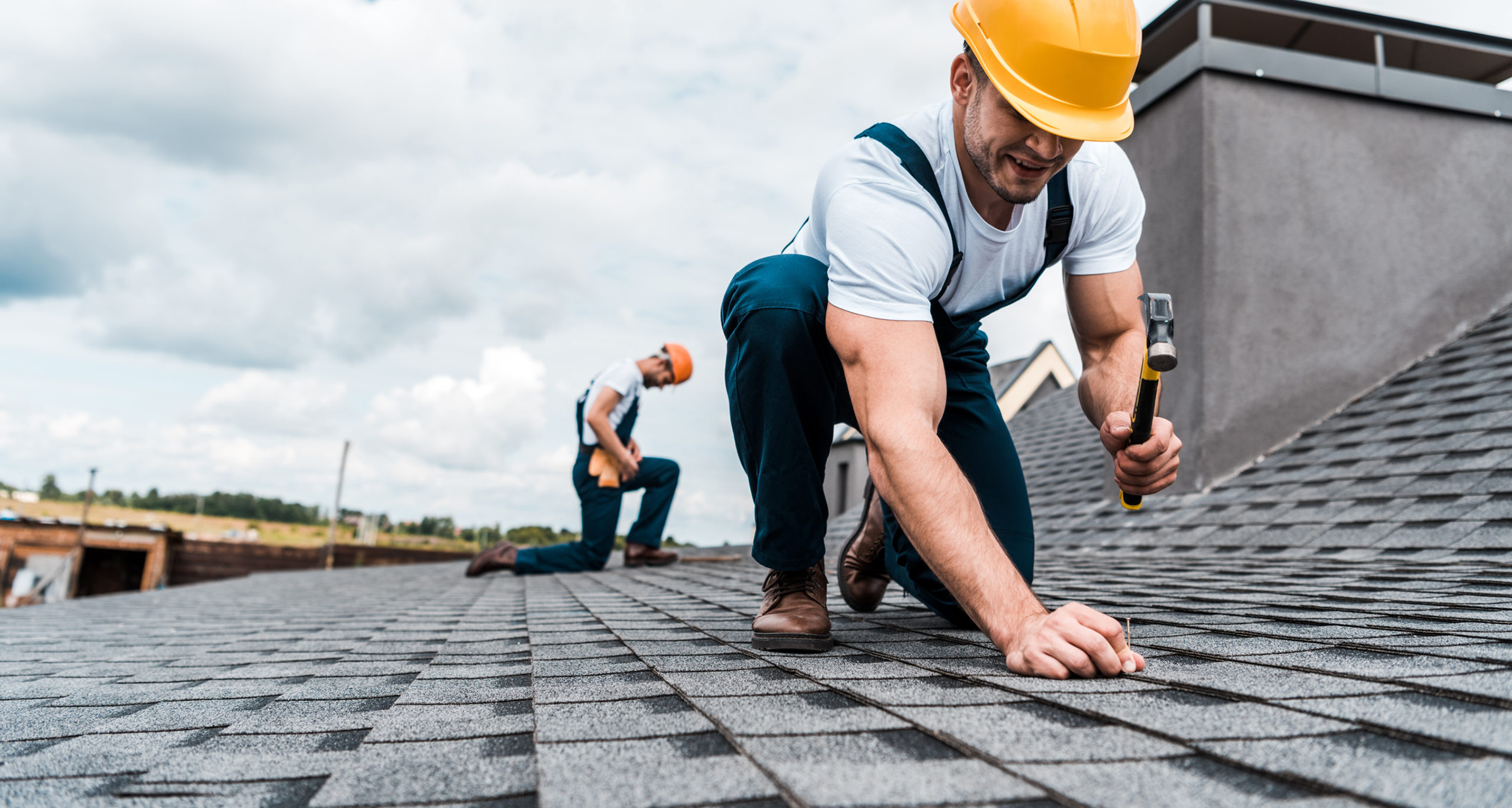 The Benefits Of Hiring A Local Roofing Contractor: Why It Matters