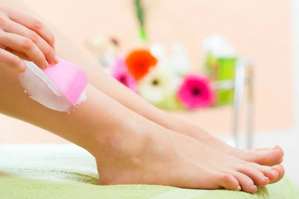 Why Waxing is the Most Effective Hair Removal Method for Singapore Residents