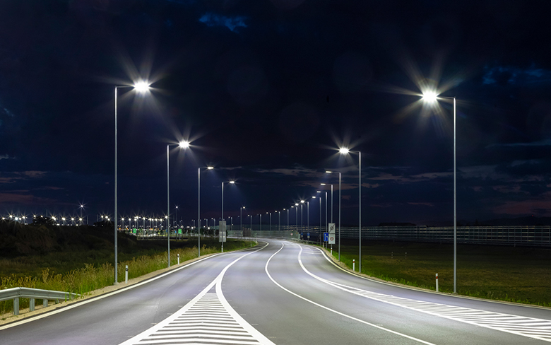 Why Anti-Glare LED Street Lights Are Essential for Modern Urban Lighting?